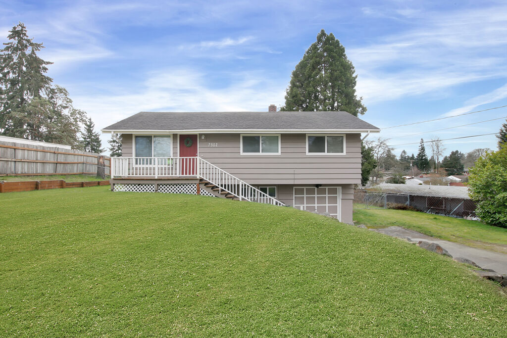 Property Photo: 7902 Fairway Dr SW WA 98498