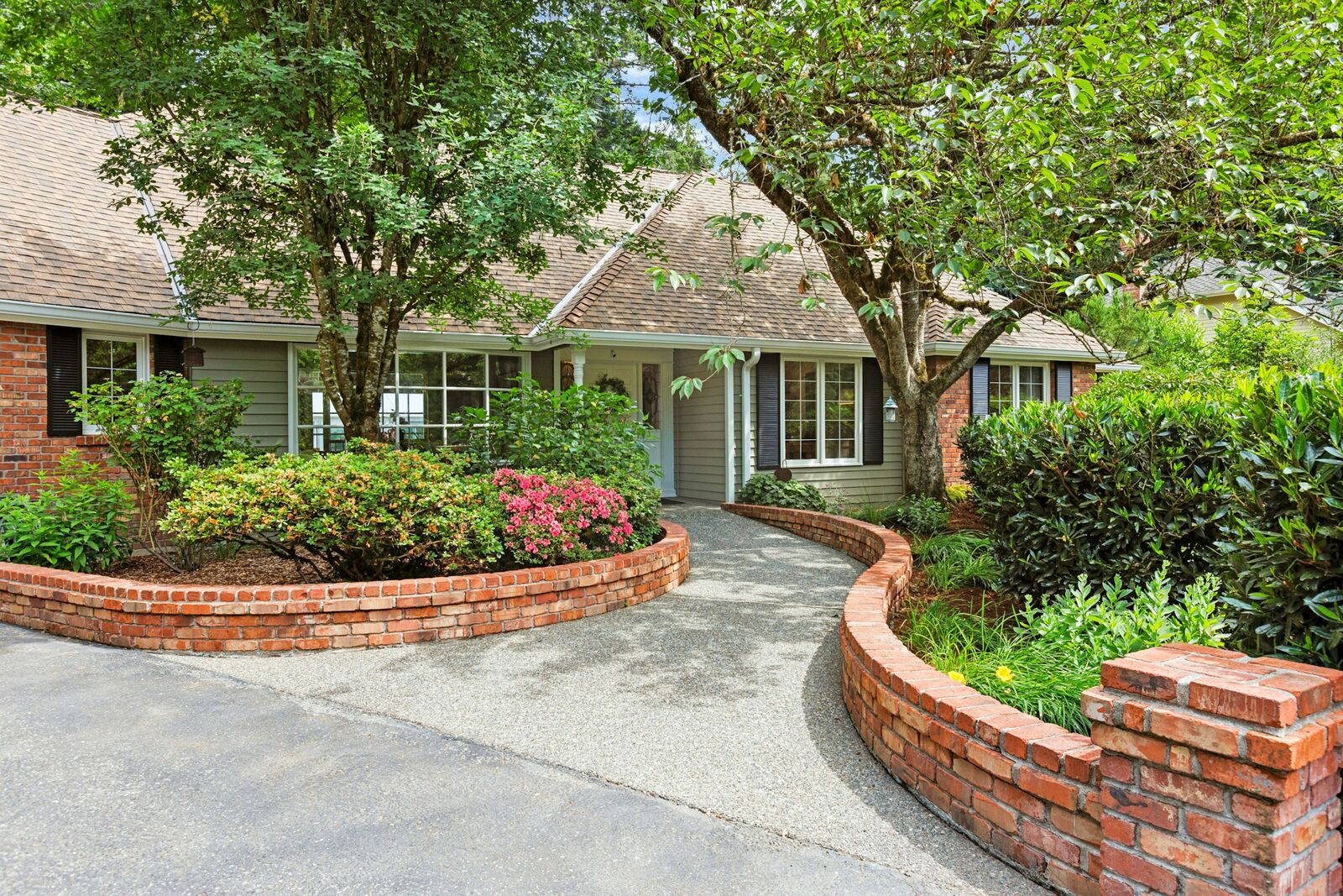 Property Photo:  14330  172nd Avenue NE  WA 98052 