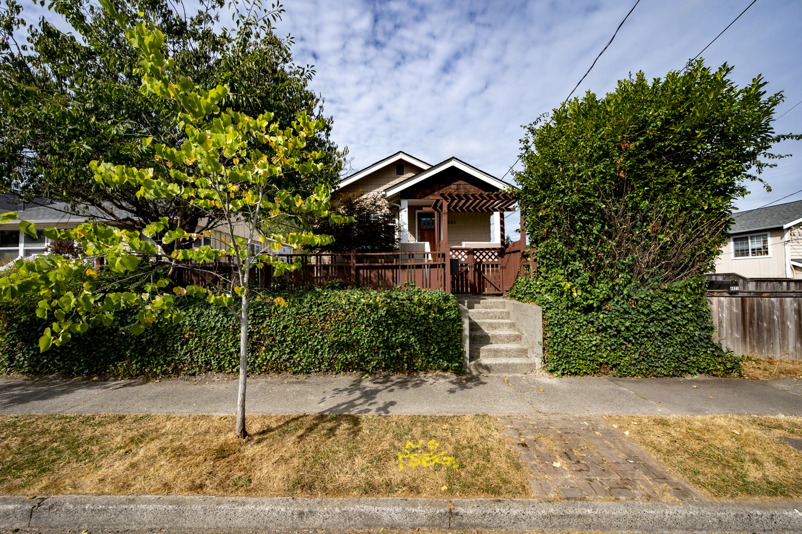 Property Photo: Exterior 4425 26th Ave SW  WA 98106 
