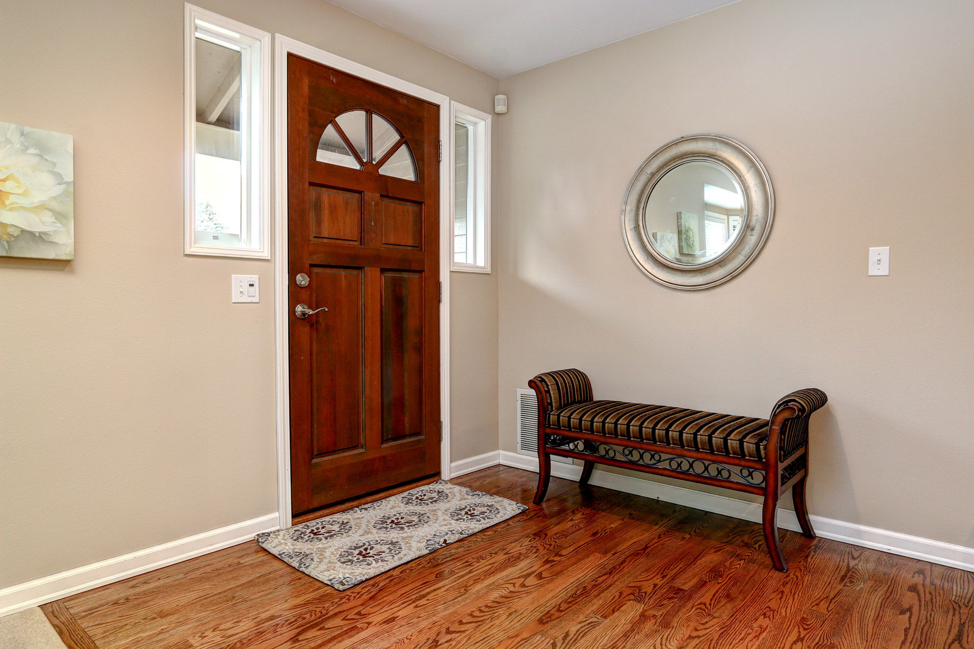Property Photo: Foyer/living room 1821 Ilwaco Ave NE  WA 98059 
