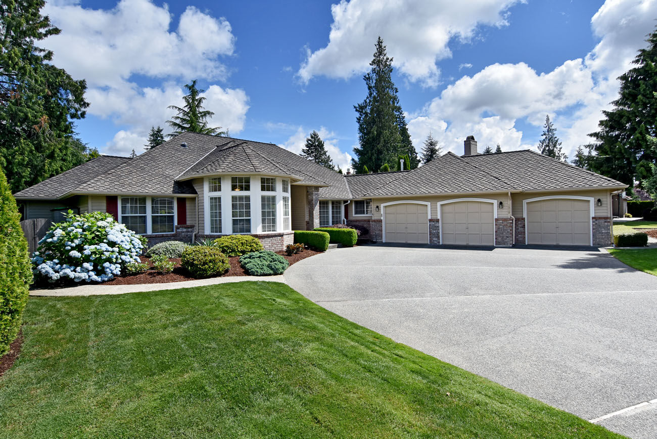 Property Photo:  1919 150th Place SE  WA 98012 