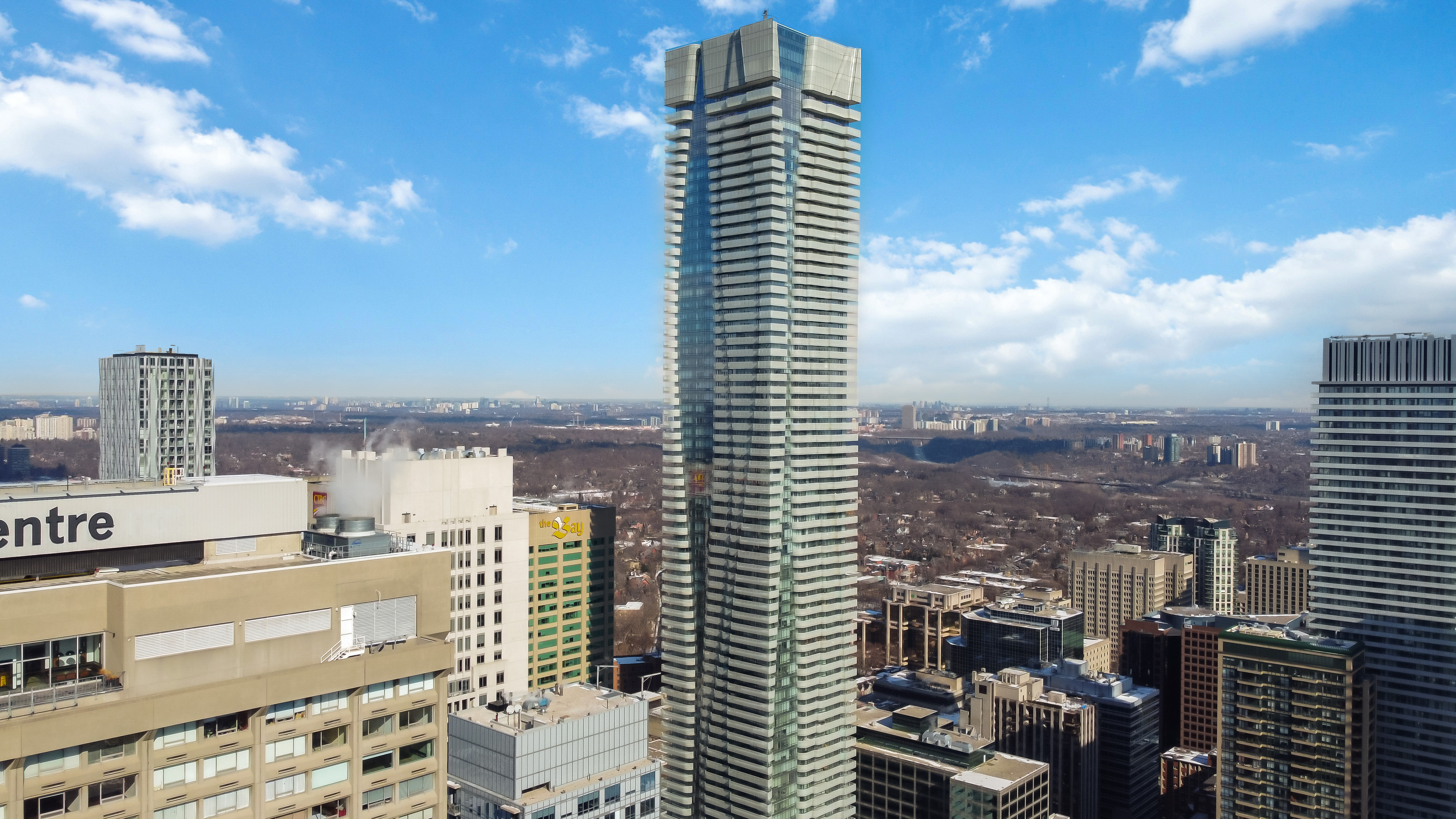 Property Photo:  1 Bloor Street East 401 ON M4W 0A8 