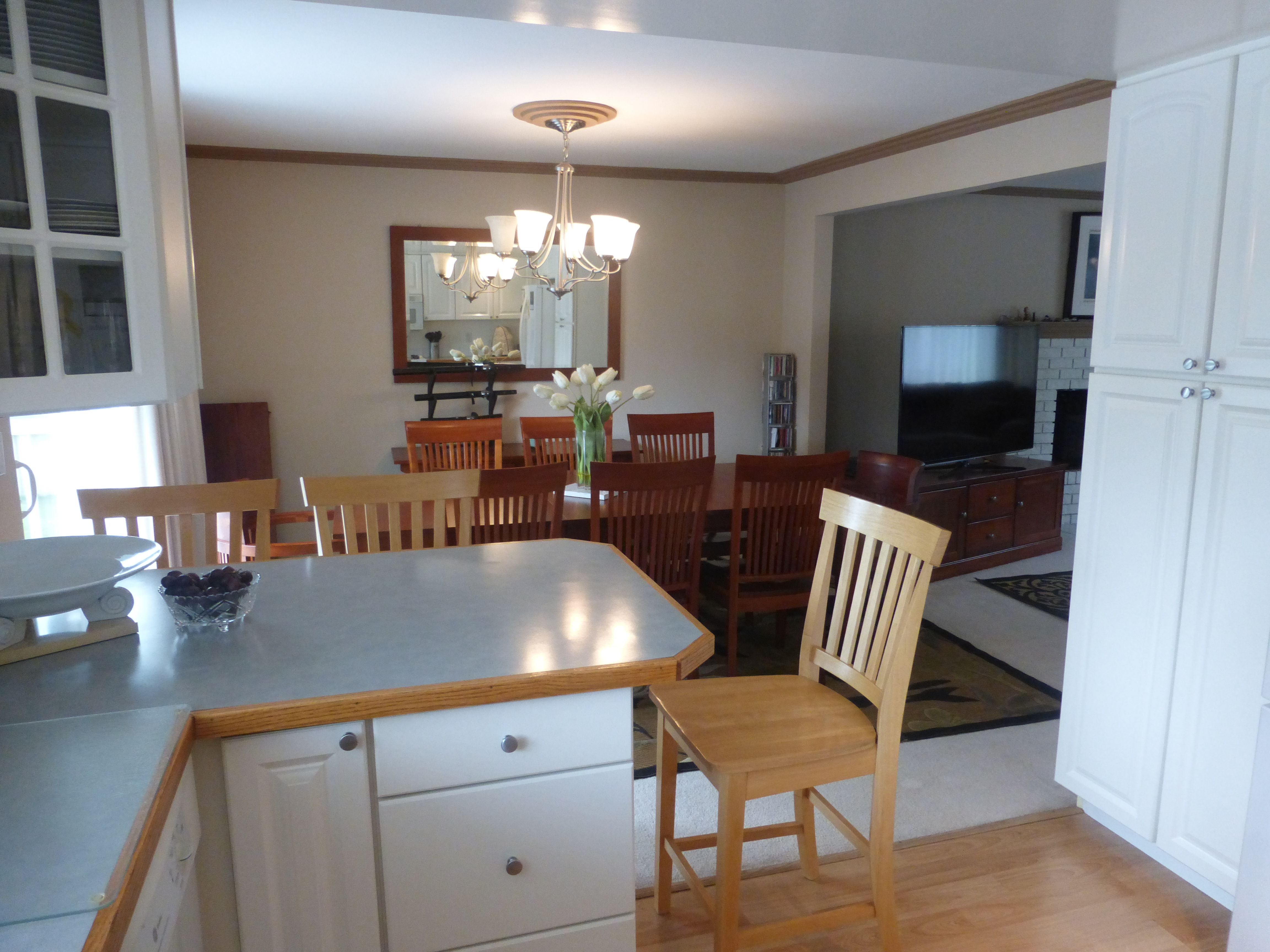 Property Photo: Kitchen/living room 4814 152nd St SW  WA 98026 