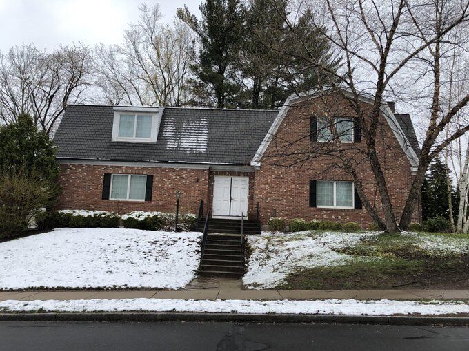 Property Photo:  10215 SE Stark St  OR 97216 