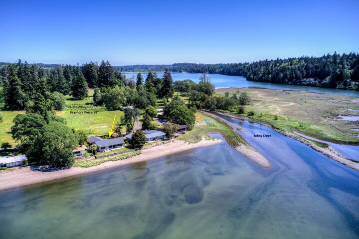 Property Photo:  200 E Bayshore Dr  WA 98584 