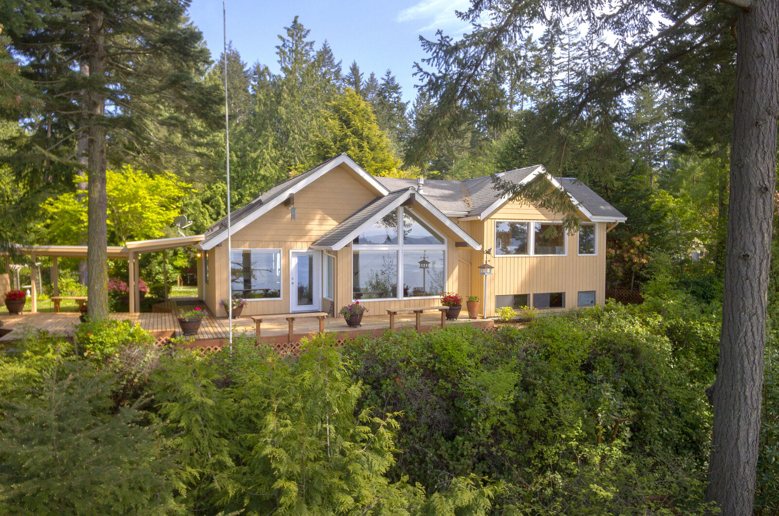 Property Photo: 40345 Foulweather Bluff Rd NE WA 98340