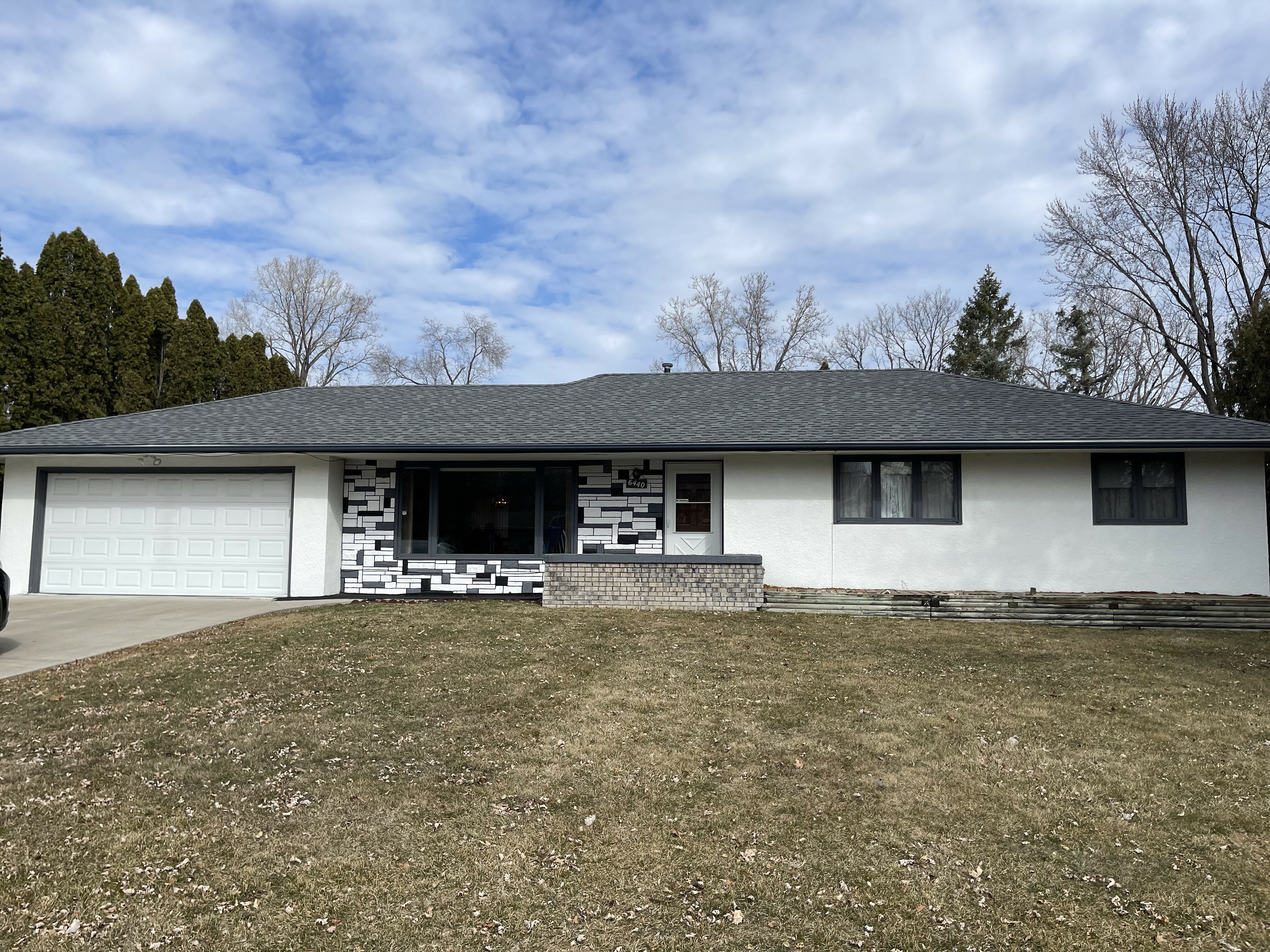 Property Photo:  6440 Hampshire Place N  MN 55427 