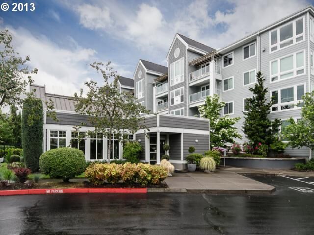 Property Photo:  520 SE Columbia River Dr 118  WA 98661 