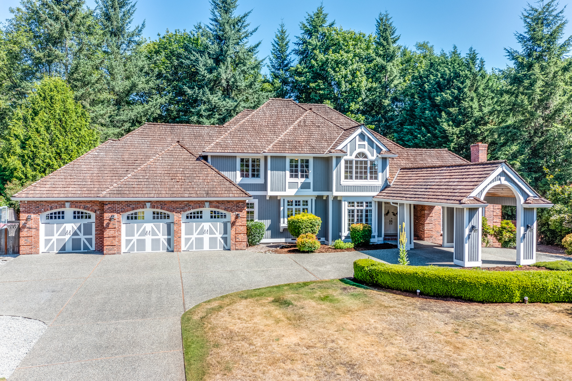 Property Photo: 17422 NE 129th Street WA 98052