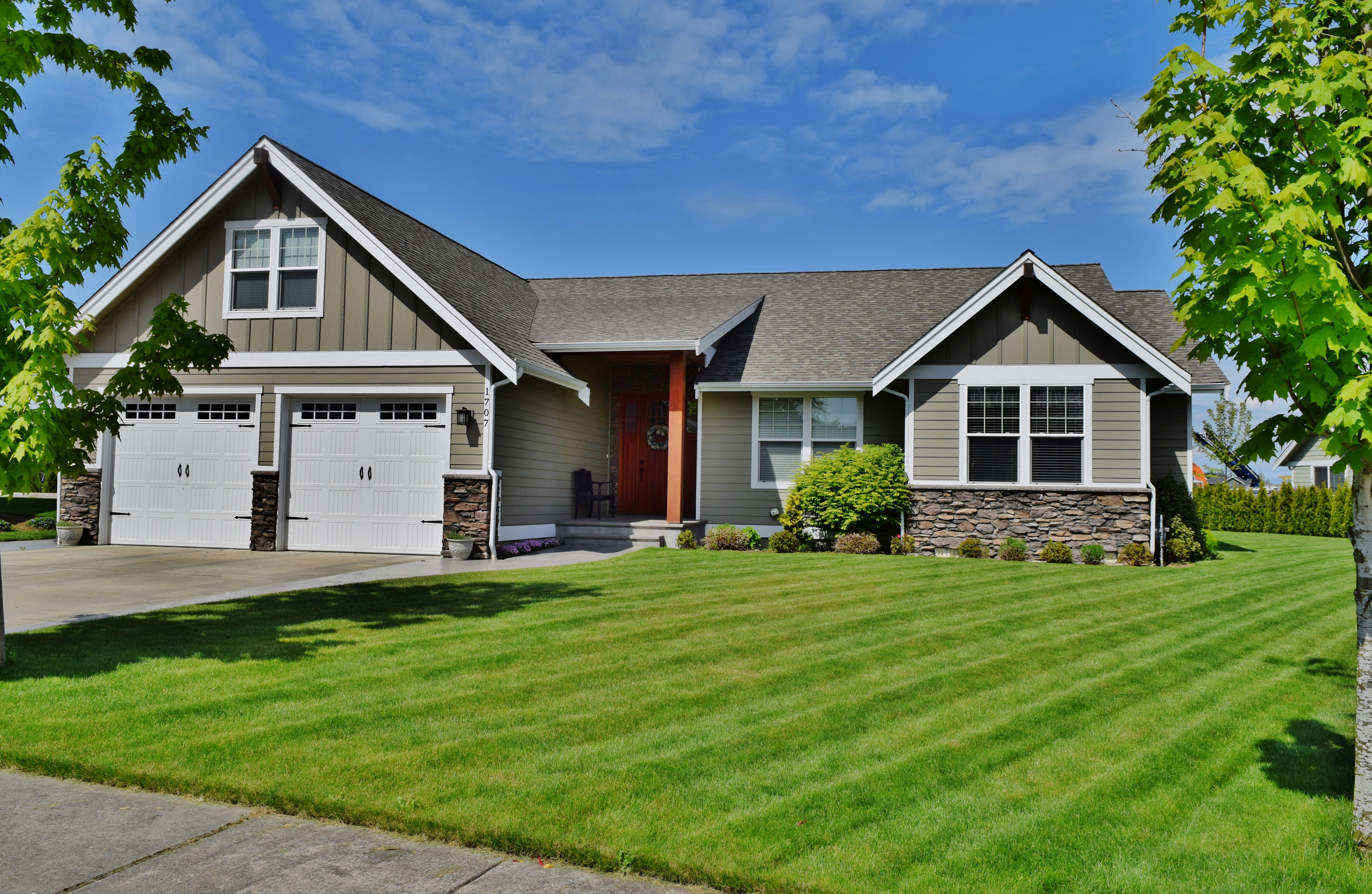 Property Photo: Exterior 1707 Burlwood Wy WA 98264
