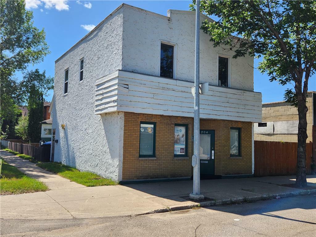 Photo de la propriété:  204 Rosser Avenue  MB R7A3X5 