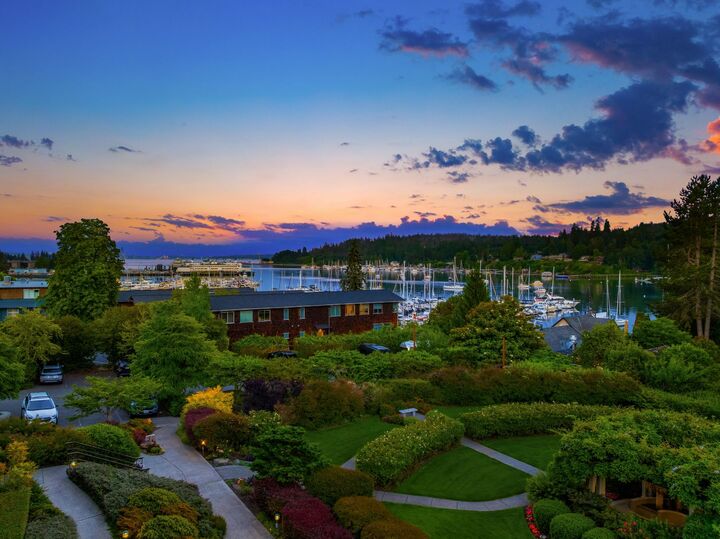 Property Photo: 450 Wood Ave SW Unit 3B 450  Wood Avenue SW 3B  WA 98110 
