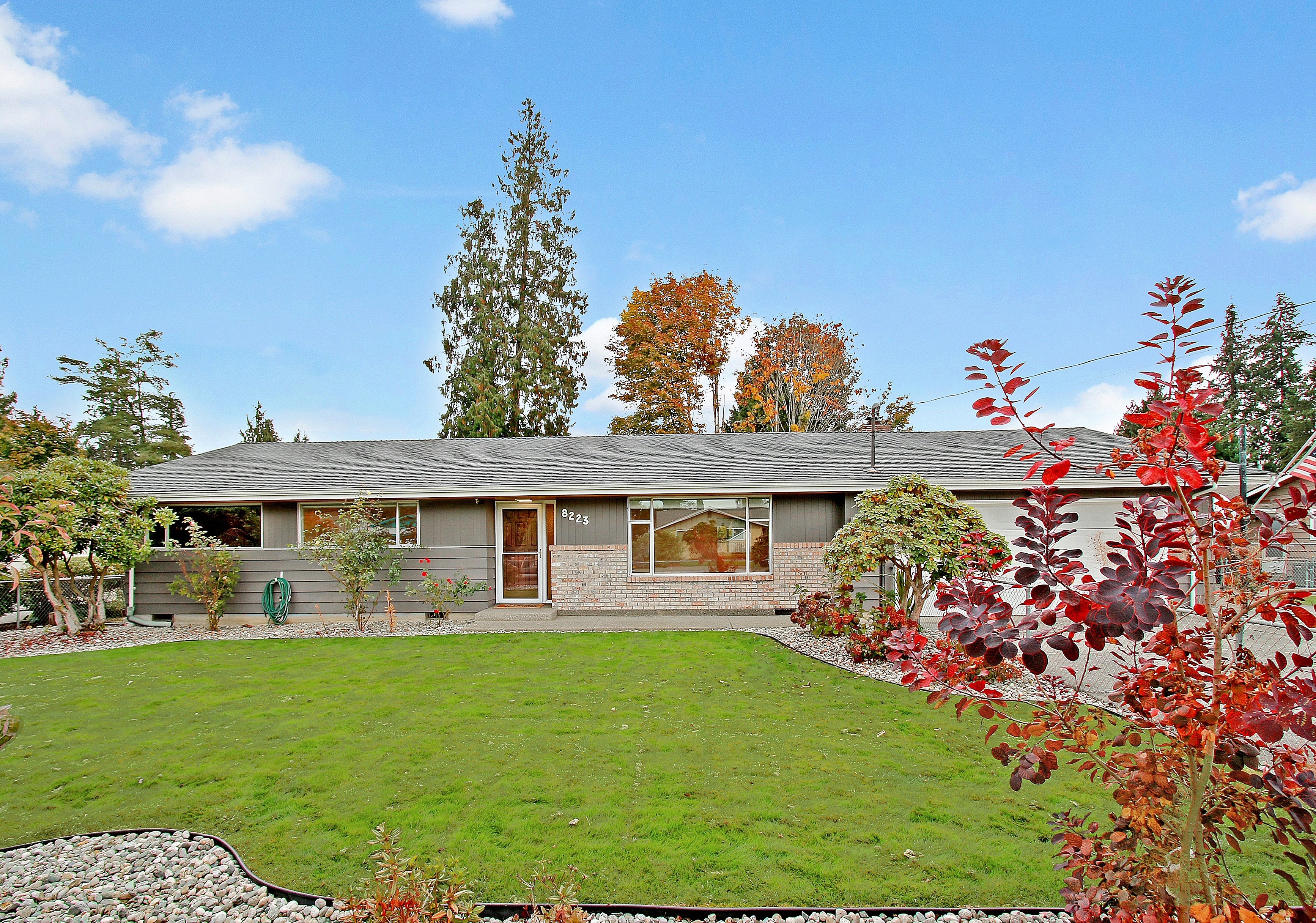 Property Photo:  8223 54th Dr NE  WA 98270 