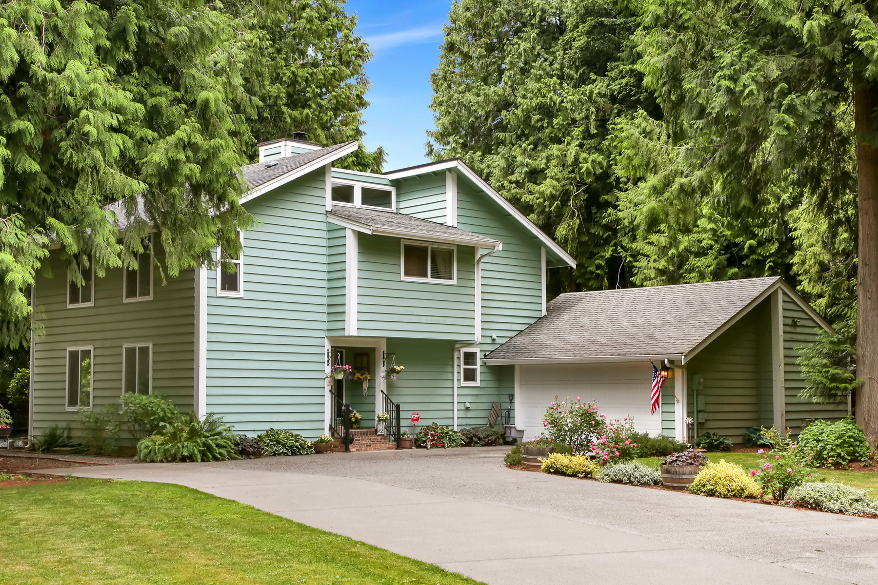 Property Photo: Exterior Photos 526 Bertrand Drive WA 98264