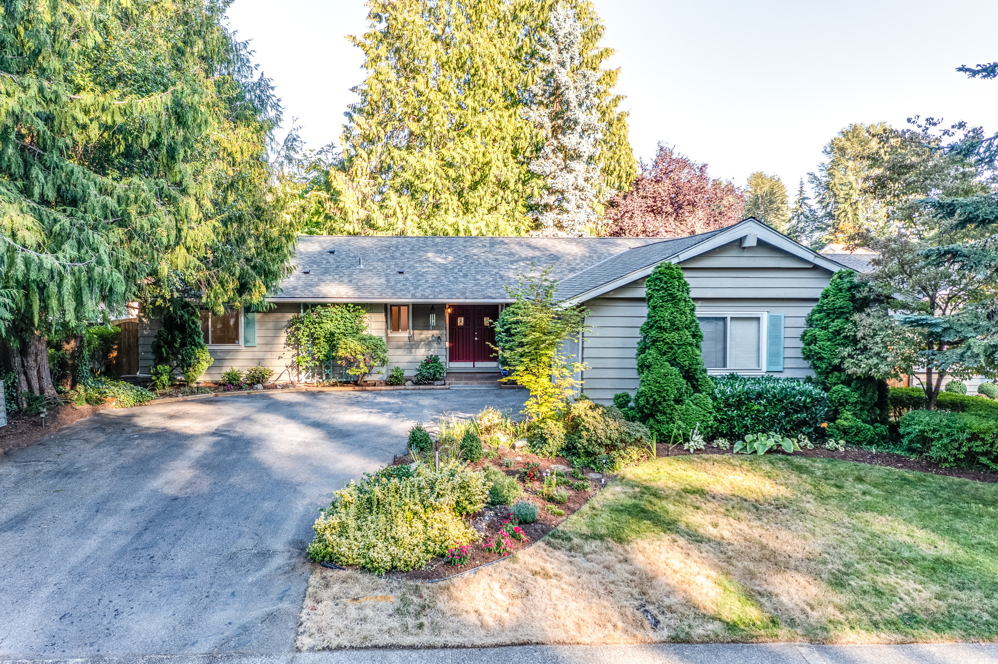 Property Photo: 14366 109th Avenue NE WA 98034