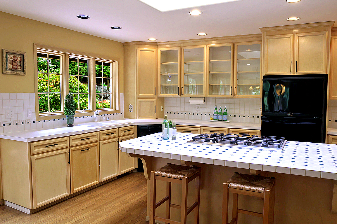 Property Photo: Kitchen, nook and family room 7311 Soundview Dr  WA 98026 