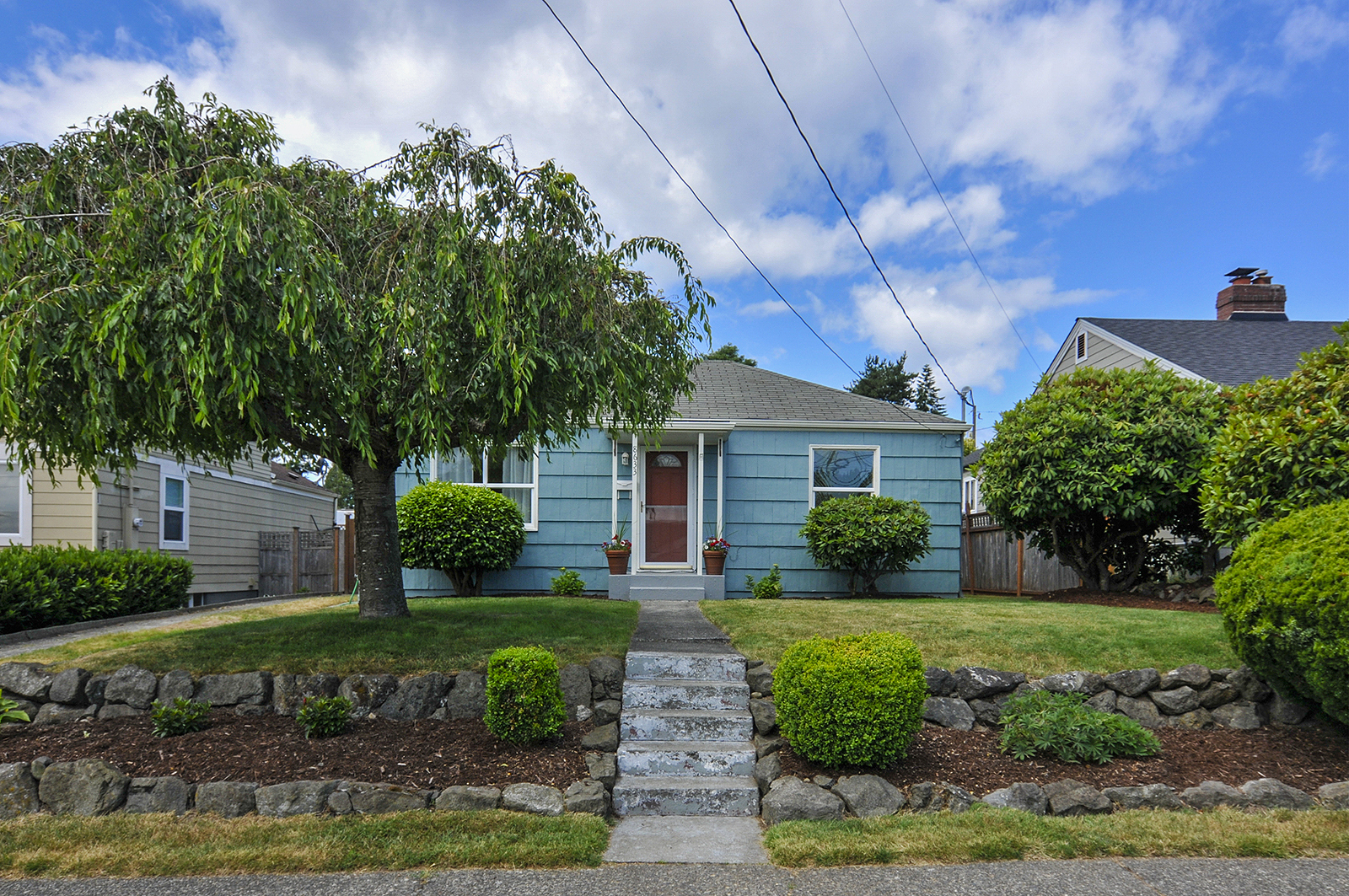 Property Photo: 8633 36th Ave SW WA 98126